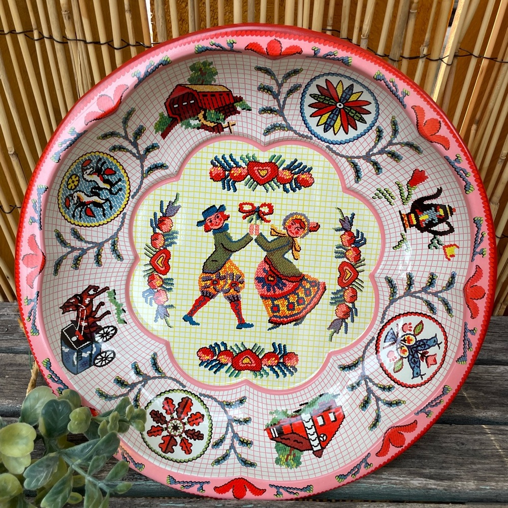 Vintage Daher Decorated Ware folk art Tin Round Tray